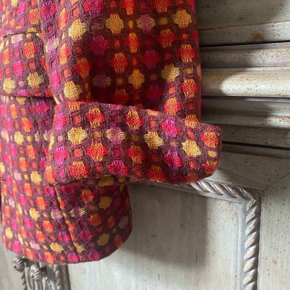 Stylish Multicolor Jacket with Turn-Back Cuffs - Picture 4 of 8